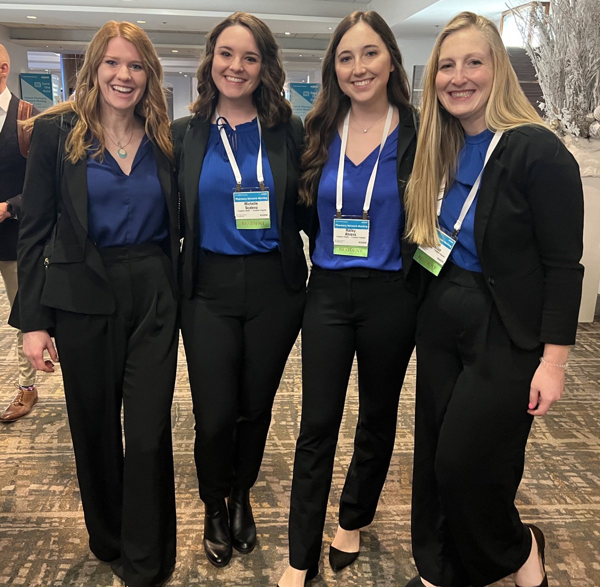 Wearing our Froedtert blue at the Vizient Pharmacy Network Meeting!

#VizientNetworks