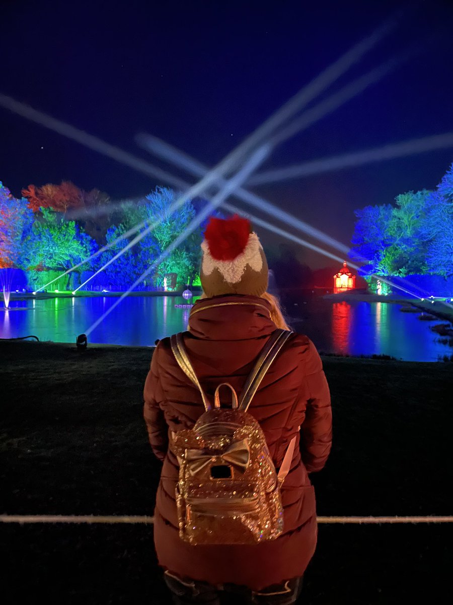 Christmas light trail at @EH_WrestPark. Beautifully organised and very magical ✨