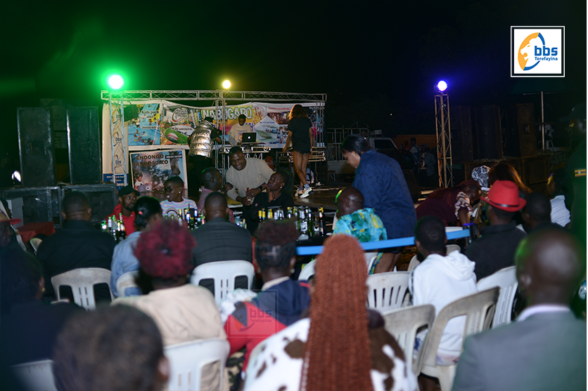 bbstvug's tweet photo. Masaka awuuma, Terefayina eri mukitundu etigomya #BBSAt7 https://t.co/39DkEg8ts2
