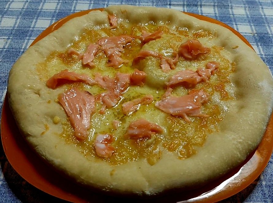 Pizza con salmone 🤤🤤🤤
 cucinaeorto.altervista.org