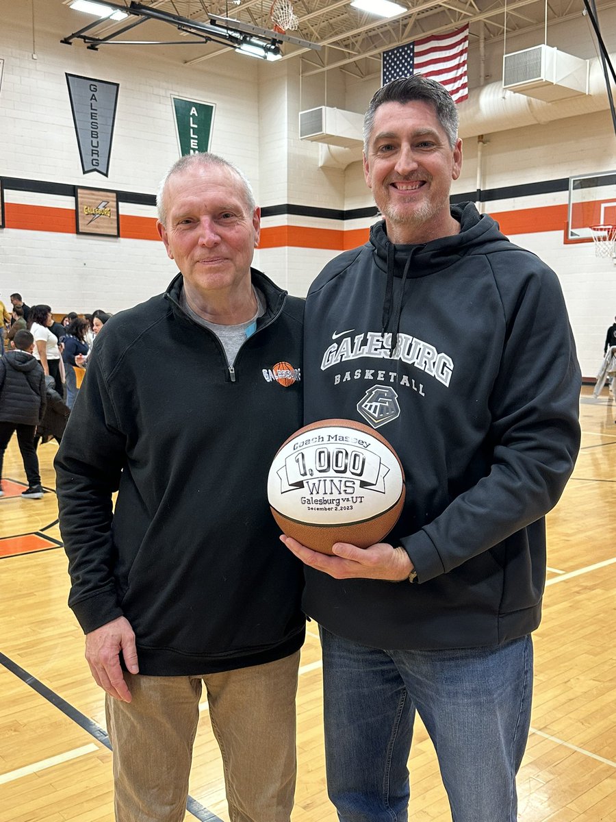 1000 career wins is hard to put into words. Congratulations Coach Massey and to all the players who have played for him. #StreaksNation