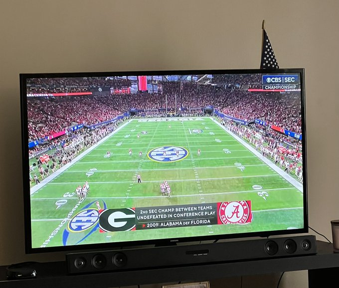 Georgia vs Alabama college football game day. Go Dawgs https://t.co/KiIh2E6y03<a href="/tag/beachday"class="tags"><span>#beachday</span></a><a href="/tag/stpetebeach"class="tags"><span>#stpetebeach</span></a>