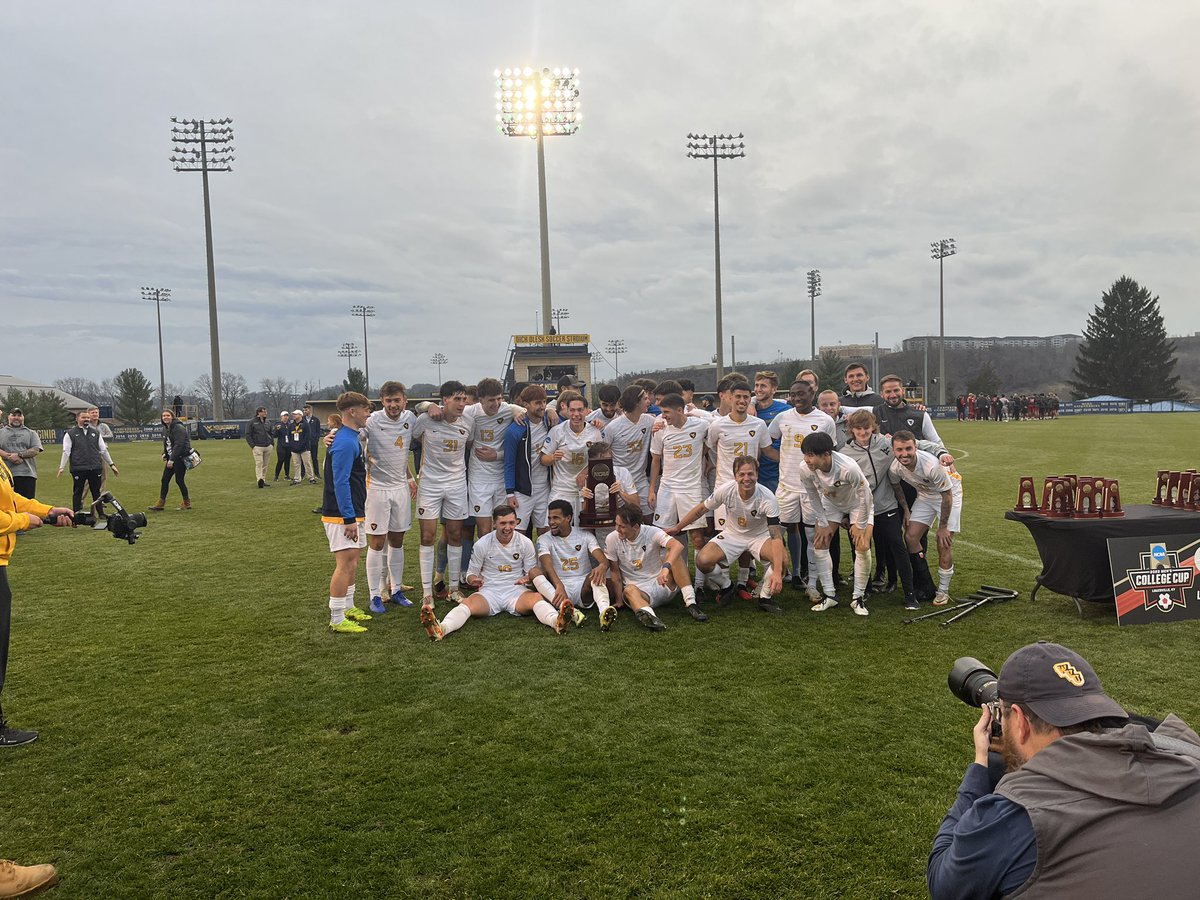 LukeDBlain's tweet image. HISTORY
The Mountaineers are going to the College Cup with a 3-1 win over Loyola Marymount.