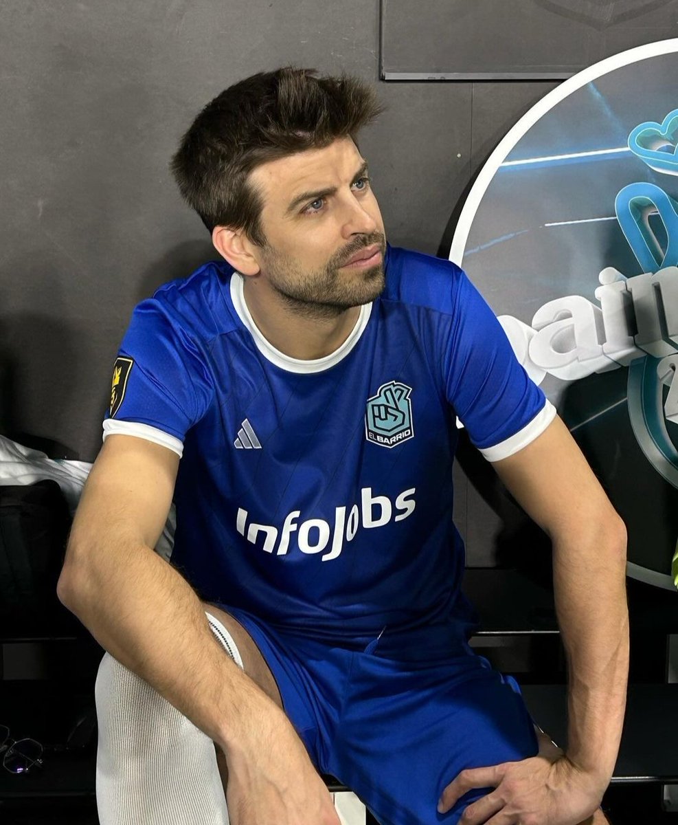 ComunityBarrio's tweet photo. Despertadme de este sueño😍💙🤞 https://t.co/ir9YQM2FHB