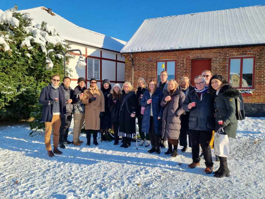 Traditionally Swedish Julbord at Hurva out in the countryside in Skåne with the Lindstedt lab. Absolutely amazing to be surrounded by such talented group of people! #transplantation #lung @FranziskaOlm @AnnaNiroomand @NicBechet