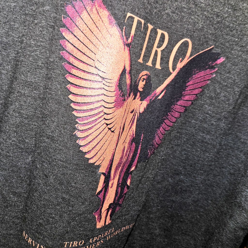 Angel.

🔗tiroapparel.com/products/tiro-…