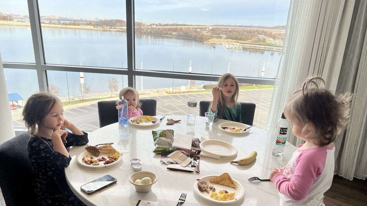 Justin Barnette tweet media