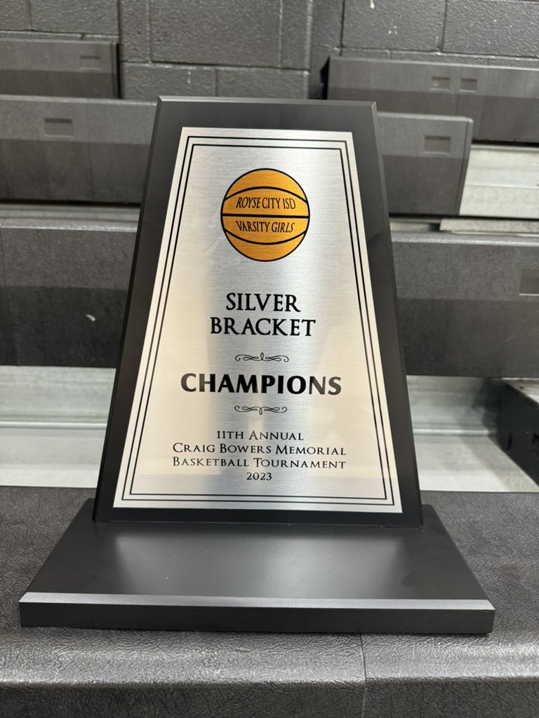 LE_HOOPS's tweet photo. RHS @LE_HOOPS brought home some hardware 💪🏾🦅🏀@RichardsonHS1 @RHS_StayPurple @RHSABC @Choat311 @Coach_KHolloway @Coach_Miracle @MarleyMercker #ChampionshipSaturday #silverbracketchamps #weallwegot #goldblooded https://t.co/qbPanf180Q