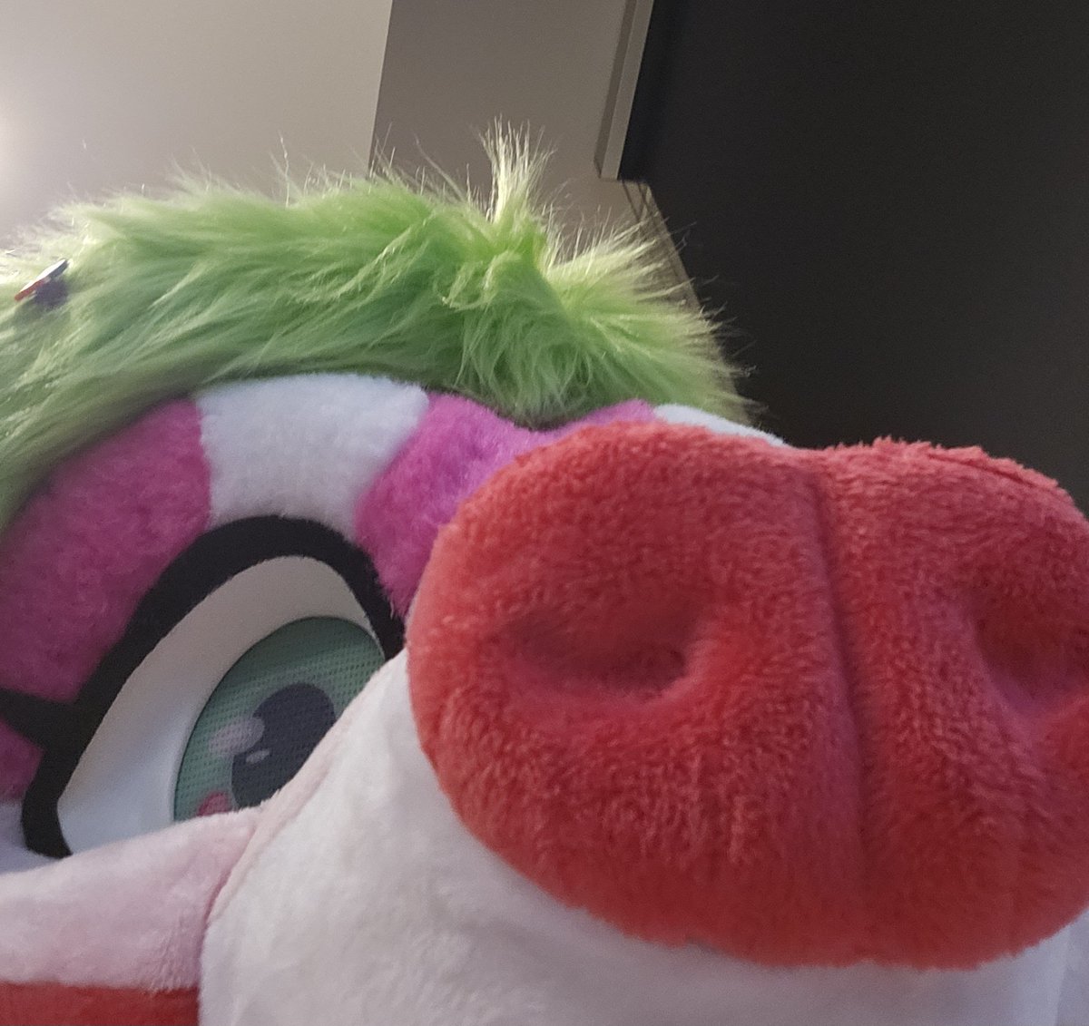 PIT_TEETH's tweet photo. ill be running around the con center and hyatt come find meee :3 https://t.co/zkPy6MDWMf
