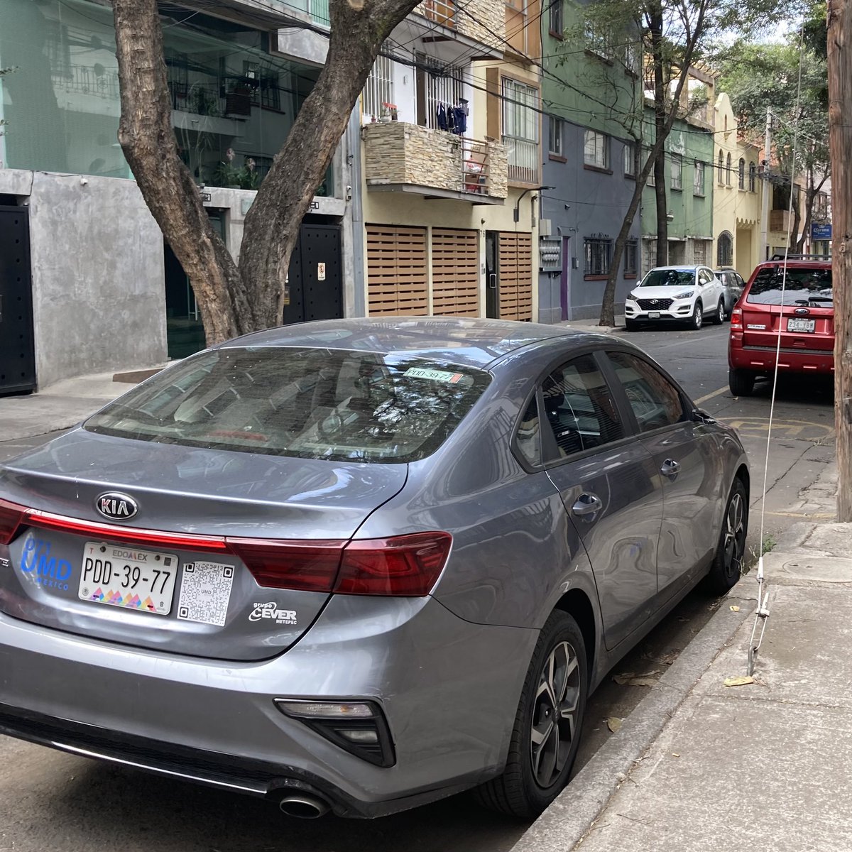 AlfonsoCadena16's tweet photo. Urge poste del C5 en calle Antenor Salas esquina con Zempoala en la @BJAlcaldia, no pasa una semana sin que le roben a alguien alguna autoparte. @PabloVazC @UCS_GCDMX @martibatres. https://t.co/OMWVo7Czu5