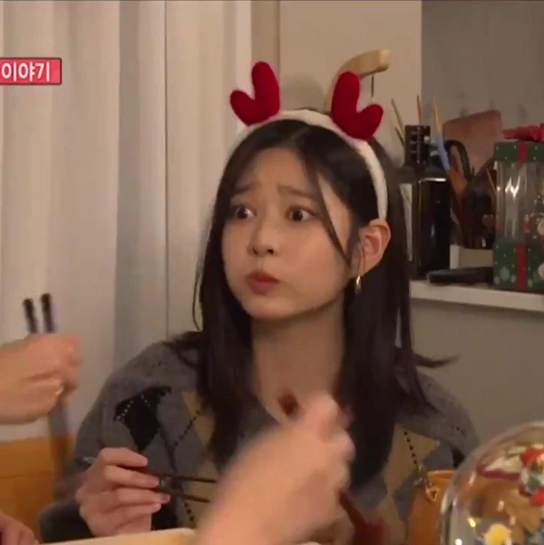 KowaiYume22's tweet photo. same old minju https://t.co/xH8mPrU1yw