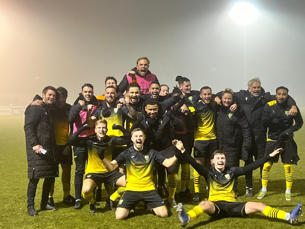 Full details out tomorrow (as I’m on the beers 🍻)… BUT WE’VE WON IT ON PENS!! 

Last 32 of the FA Vase! 😍

UP THE PEG! 🟡⚫️