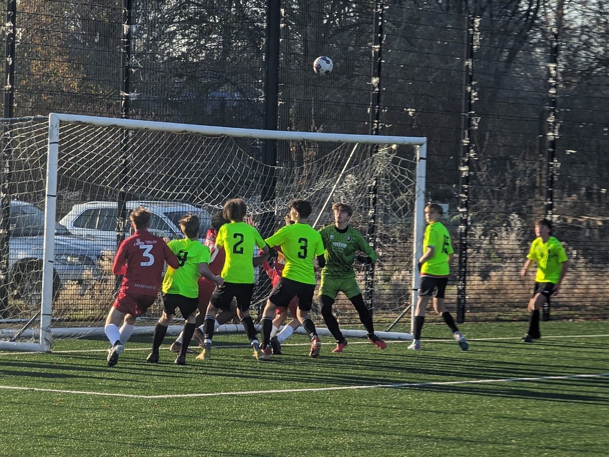 town_jpl's tweet image. Good win for the Town lads today against @CTFCDCHfd 
Thanks to James for getting the game on today and we look forward to hosting you and your lads in a couple of weeks 👍⚽️