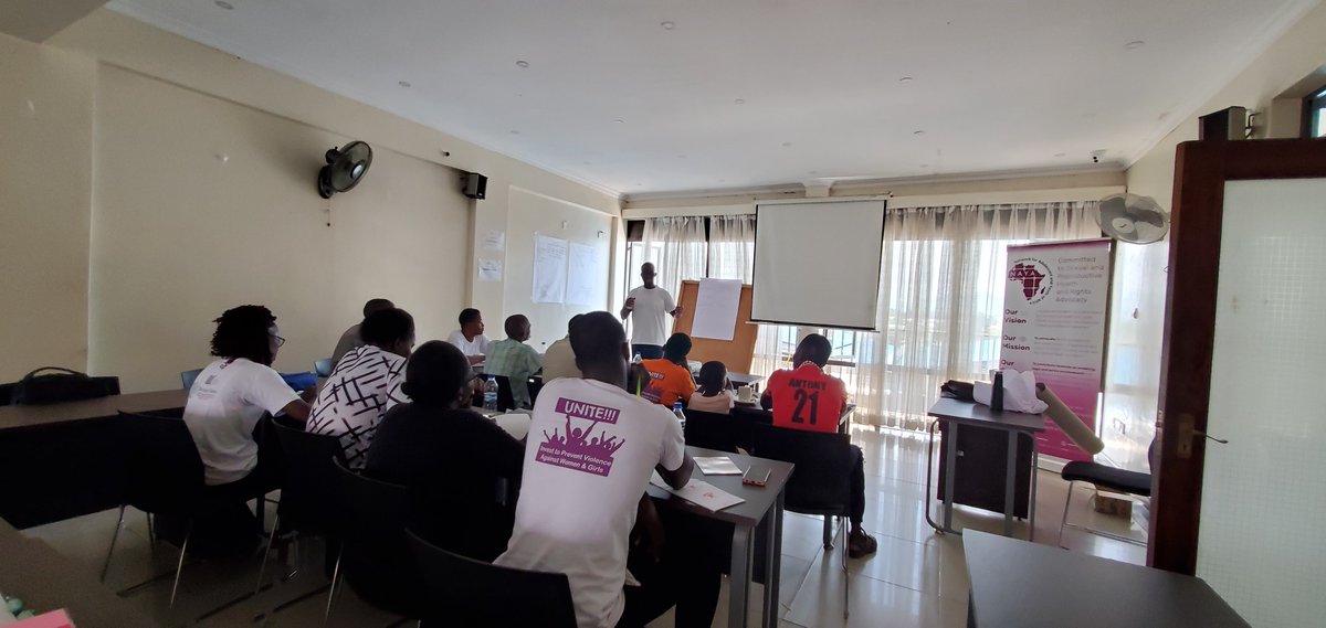 NAYAKenya's tweet photo. SRHR Advocacy: NAYA inspired the youth advocates from Homa Bay County to continuously sharpen their skills and deepen their knowledge in SRHR advocacy. The aim is to bring out the best and make an impact on the lives of their fellow young people in the community. #NAYAVoices https://t.co/F0Pbhd797G