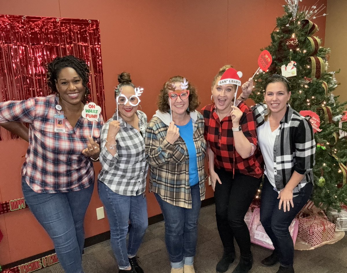 Brain break for a little holiday photo fun with the ladies! @JJohnson0915