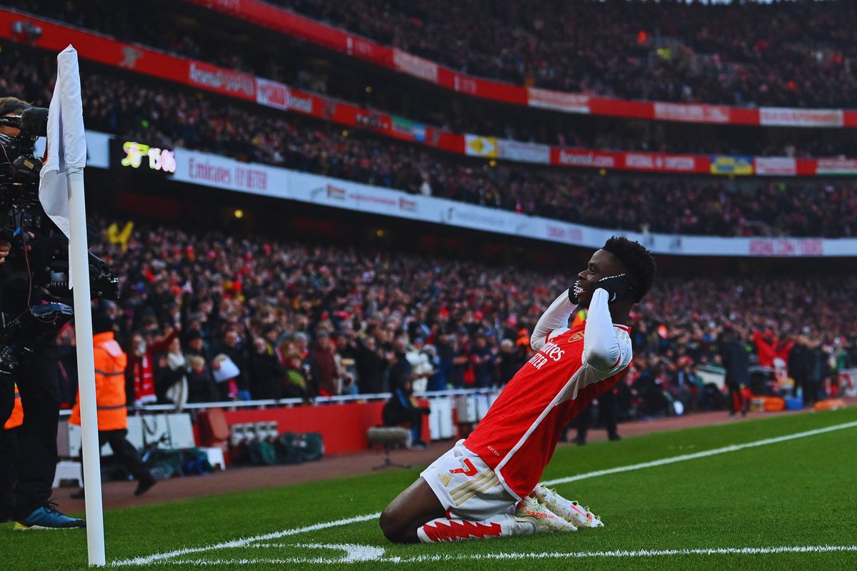PhotosArsenal's tweet photo. 18 G/A in 19 games. World Class, @BukayoSaka87. https://t.co/kUT6I17yIr