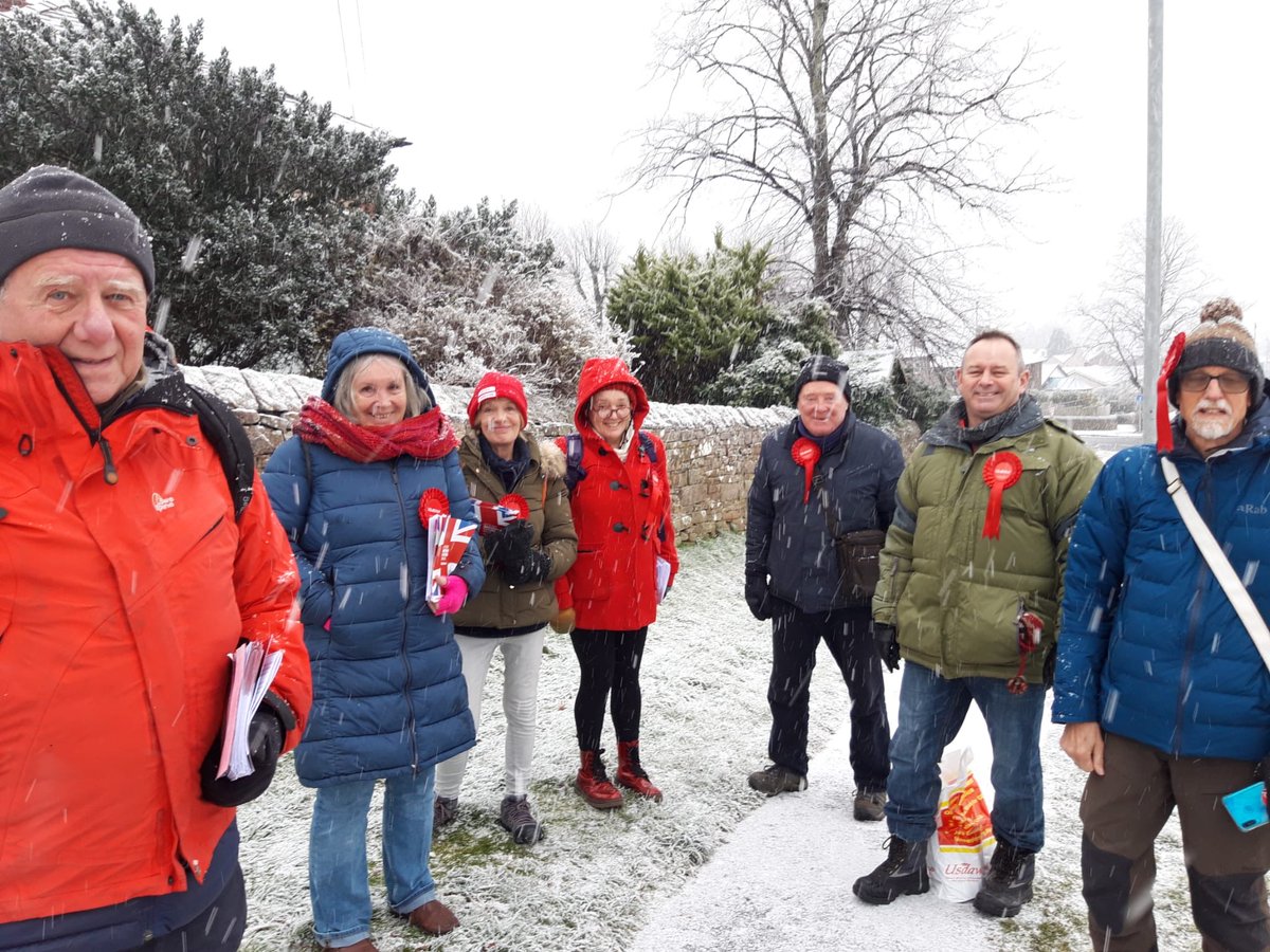 Snowing in Penrith but look at those smiles! Great reception on the #LabourDoorStep for David Allen ⁦@UKLabour⁩ candidate for #CumbriaPoliceFireCrime Commissioner at next May election. He’s a serious crimefighter & champion of public services with a record second to none
