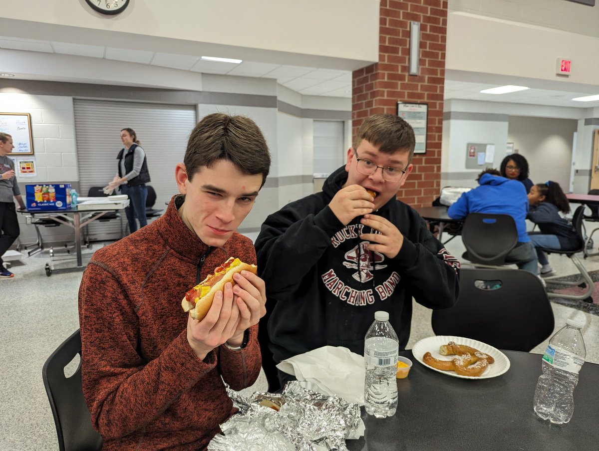 RRHS Robotics tweet media