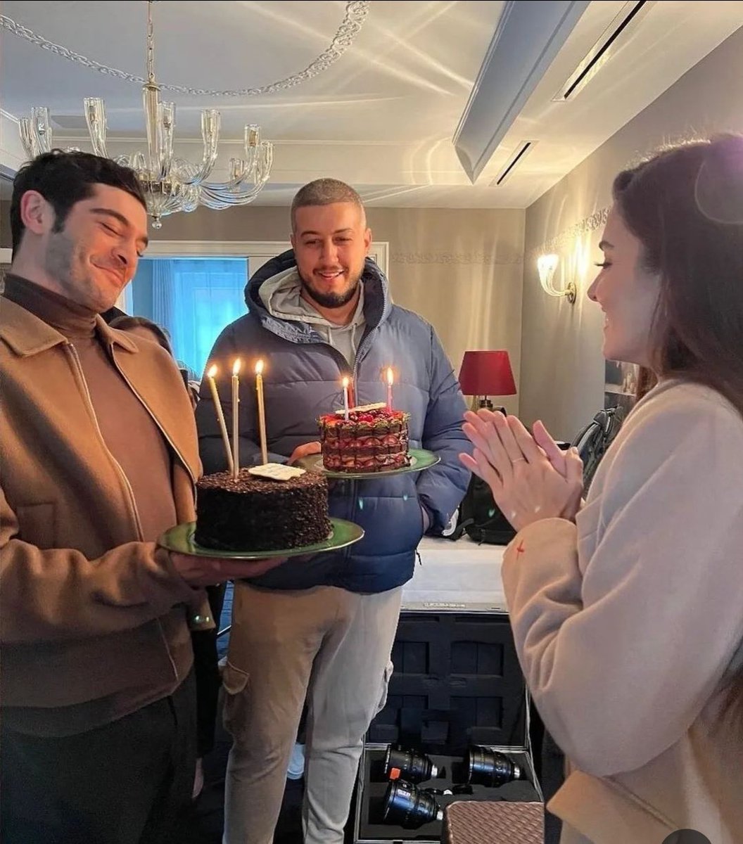 kshaik206's tweet photo. Special Birthday Wishes from Burak Deniz to his lovely fan @MaNnY_Lost
And #Burta (burak and mamta) gonna be new trend setter.
😂😂😂 https://t.co/Odt3AVBN1X