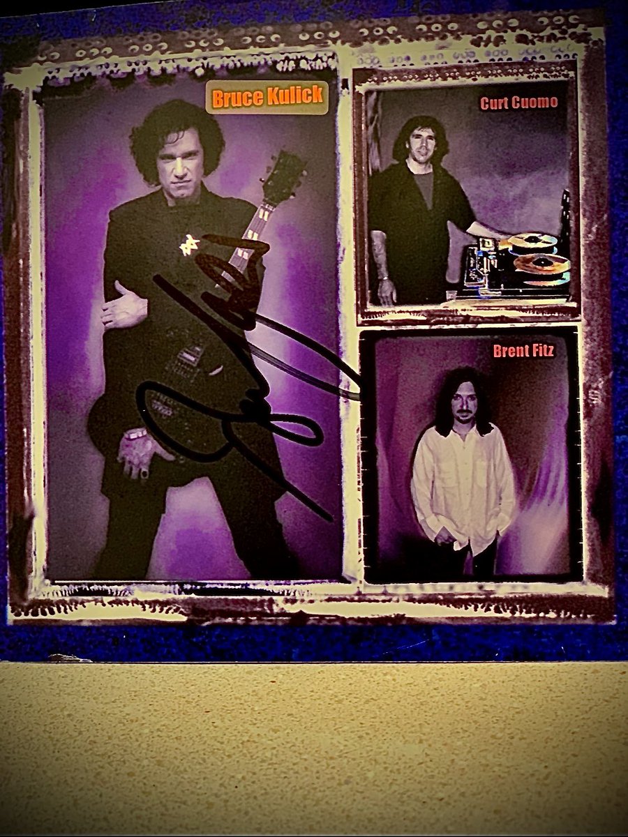 IScottDavenport's tweet photo. @brucekulick 1st saw @KISS w/you &amp; @EricCarr_TheFox on the #HotInTheShadeTour:My 1st #KISS50 Concert after I got my Driver’s License.
You tossed 14 guitar picks my way until I caught one. In Montreal on the Sunday before September 11th, 2001 you were kind, gracious &amp; signed my #AudioDogCD🙏🏽🙌🏽 https://t.co/9nVOCSlJBZ