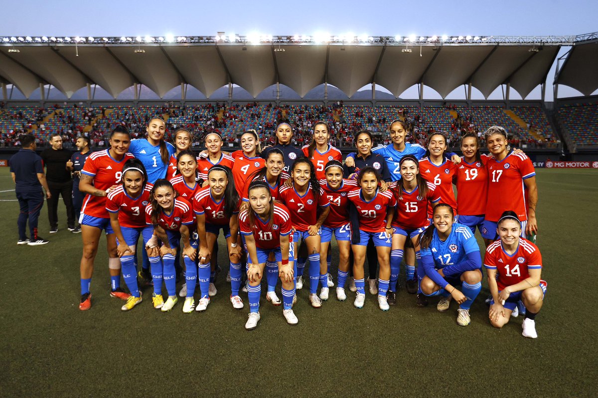 [Radio en vivo 🎙] En "Tardes Deportivas" comentamos la victoria de <a href="/LaRoja/">Selección Chilena</a> femenina ante Perú, junto a <a href="/MaxVidela90/">Maximiliano Videla</a>, <a href="/CStadella/">Coco Stadella</a> y Geraldine Molina #CooperativaContigo bit.ly/3FPIitR