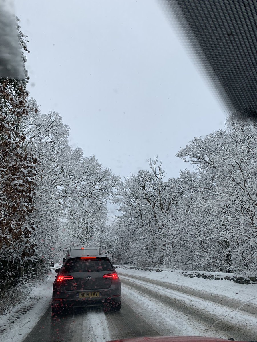 l_imber's tweet photo. Attempted to get to Kendal today, but the snow had other thoughts. After sitting on the #A591 for hours, we’ve decamped to the pub in the hope that things will start moving again 
#snowday #LakeDistrict https://t.co/aOXdL4NTZh