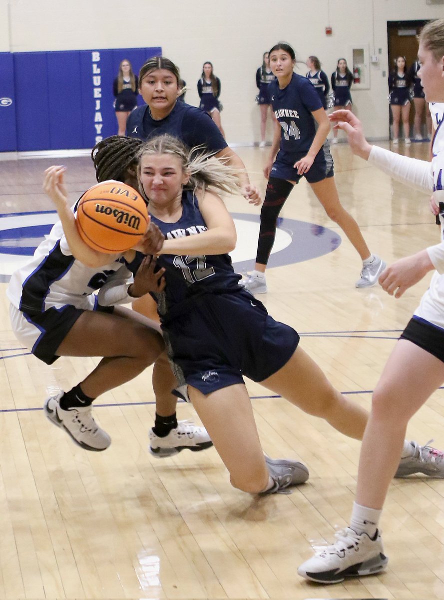 Kentbush's tweet photo. Action shots from Shawnee's big win over Guthrie Friday.  @widge20 https://t.co/LXMlfCGQUF https://t.co/DbH8LialI3