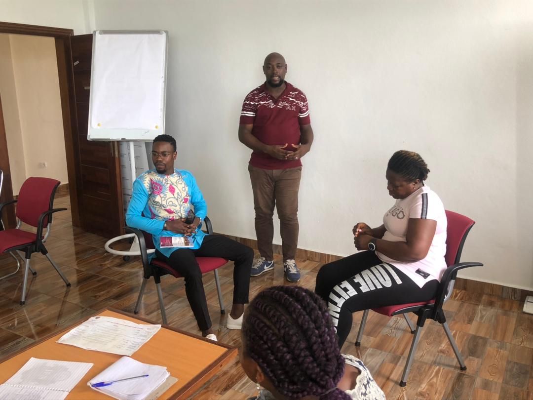 jfn_center's tweet photo. ✴️✴️✴️Projet PESoP : Gestion d'équipe et leadership
Le module abordé ce jour dans le cadre du projet PESoP portait sur la gestion d'équipe et le leadership.
#Pesop #Entrepreneur https://t.co/oeZsCf7ka0