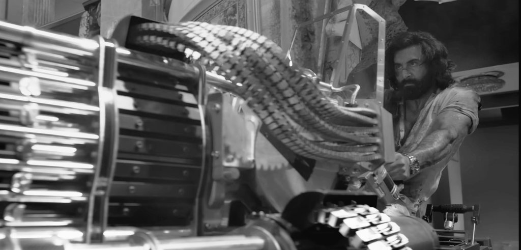 Likhith_24's tweet photo. Me while seeing machine gun seen i remembered this..

#AnimalTheMovie #animalpark #AnimalTheMovie https://t.co/CCe1eH8SM6