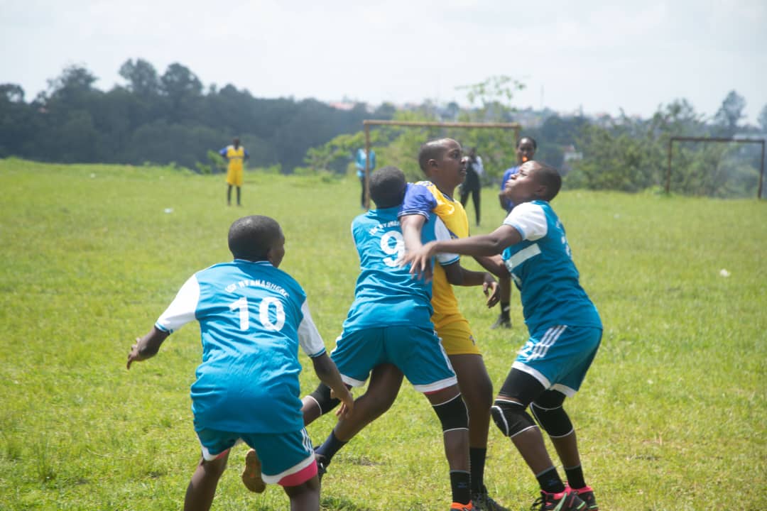 FerwahandRwanda's tweet image. #NationalTalentDay2023
Kuri uyu wa Gatandatu i  @HuyeDistrict  habereye imikino yo kugaragaza impano irimo na #Handball.
Ni igikorwa kiri muri gahunda ya #IsongaProgram, umushinga wa Leta y&apos;u Rwanda binyuze muri @Rwanda_Sports , ku bufatanye na @AFD_France