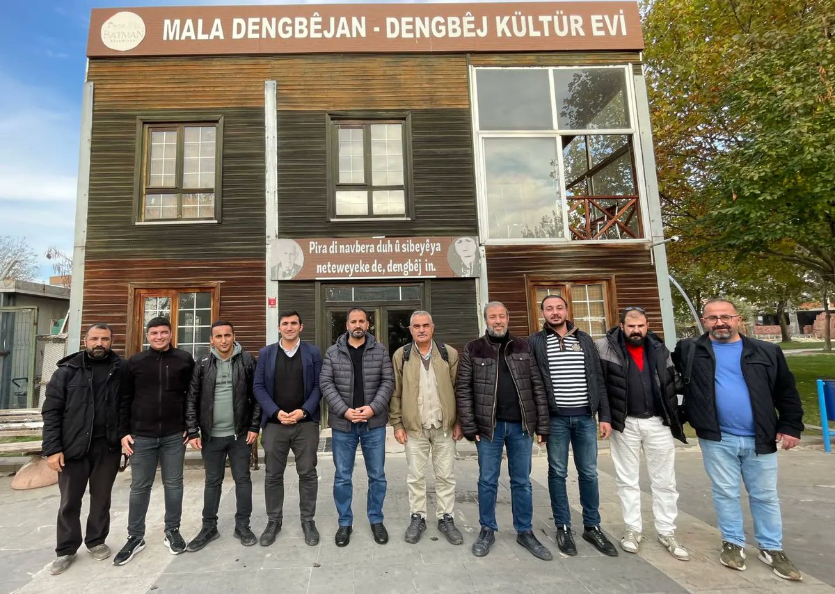 Batman Saha Muhabirleri Platformu olarak sahanın cefasını çeken, işini en iyi şekilde yapmaya çalışan, her biri birbirinden yetenekli ve değerli muhabir arkadaşlarımız ile bir araya geldik. Verimli bir hoş sohbet gerçekleştirdik.
#Batman