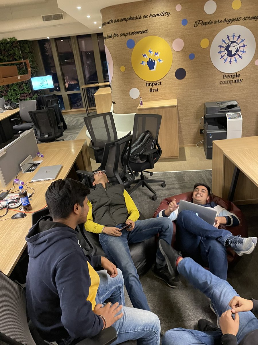 HarshitPurwar's tweet photo. More relaxed legs and red bull. #Hackstone https://t.co/gxZSVfXS9G