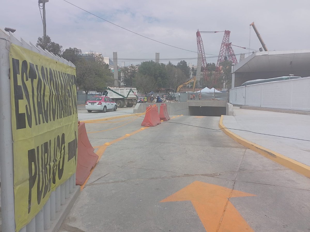 Buenas  Tardes. Se informa que ya contamos con el servicio de Estacionamiento Subterráneo las 24 Horas! El Ingreso y la Salida es por Av. de Las Torres. Costos al 5552714519.