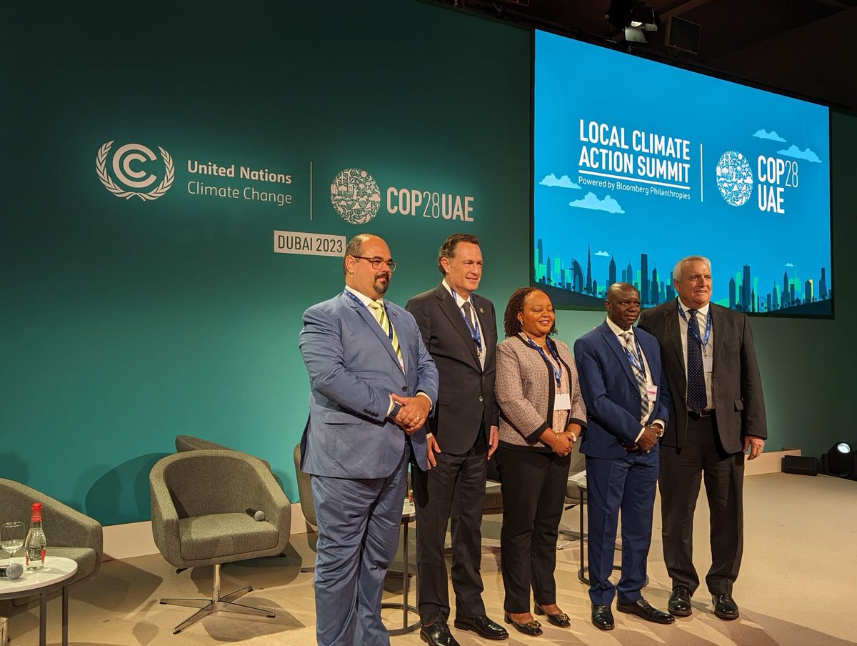 UribePando's tweet photo. Vice Governor of #MinasGerais at #LocalClimateActionSummit @COP28_UAE: 💬private capital is NOT reaching #subnational governments. This has to change! Climate finance must reach governments in the frontlines of  the #ClimateEmergency! @Regions4SD @governomg https://t.co/9rtNCMUSyw