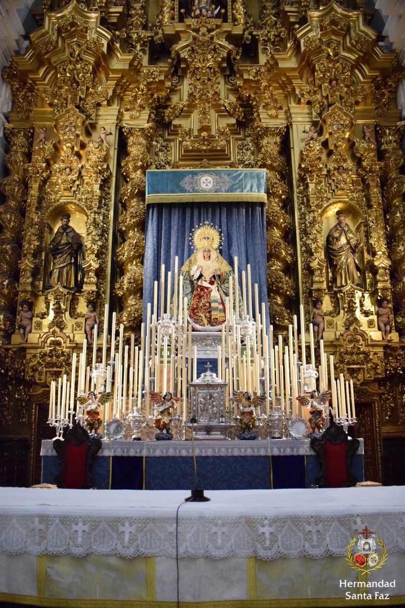 ACTUALIDAD |
Ya se encuentra dispuesto, a falta de flor, el altar para el Triduo en Honor a María Santísima de la Trinidad que comienza el próximo lunes.
