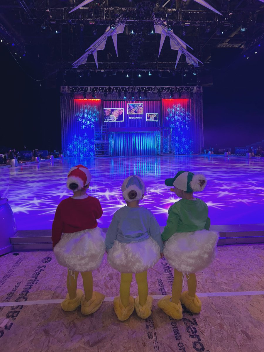 bethcrooks23's tweet photo. #disneyonice https://t.co/F6Ke5e7vJA