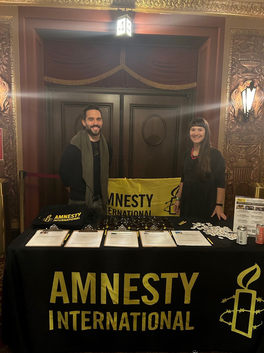 RhythmNRights's tweet photo. In Brooklyn @DamienRice concert 29 Nov.  Thanks for having @amnestyusa along.  Environmental Defenders, Climate change #COP28 https://t.co/42nZfaoouz