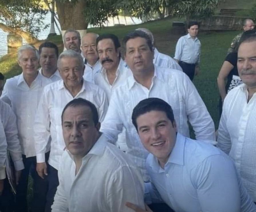 dnmarlop's tweet image. #Simole
Se ve la mano de @alitomorenoc 

Cuando haces acuerdos con #Maestros con oficio #Corrupcion... Te van ....

#EsClaudiaApesta