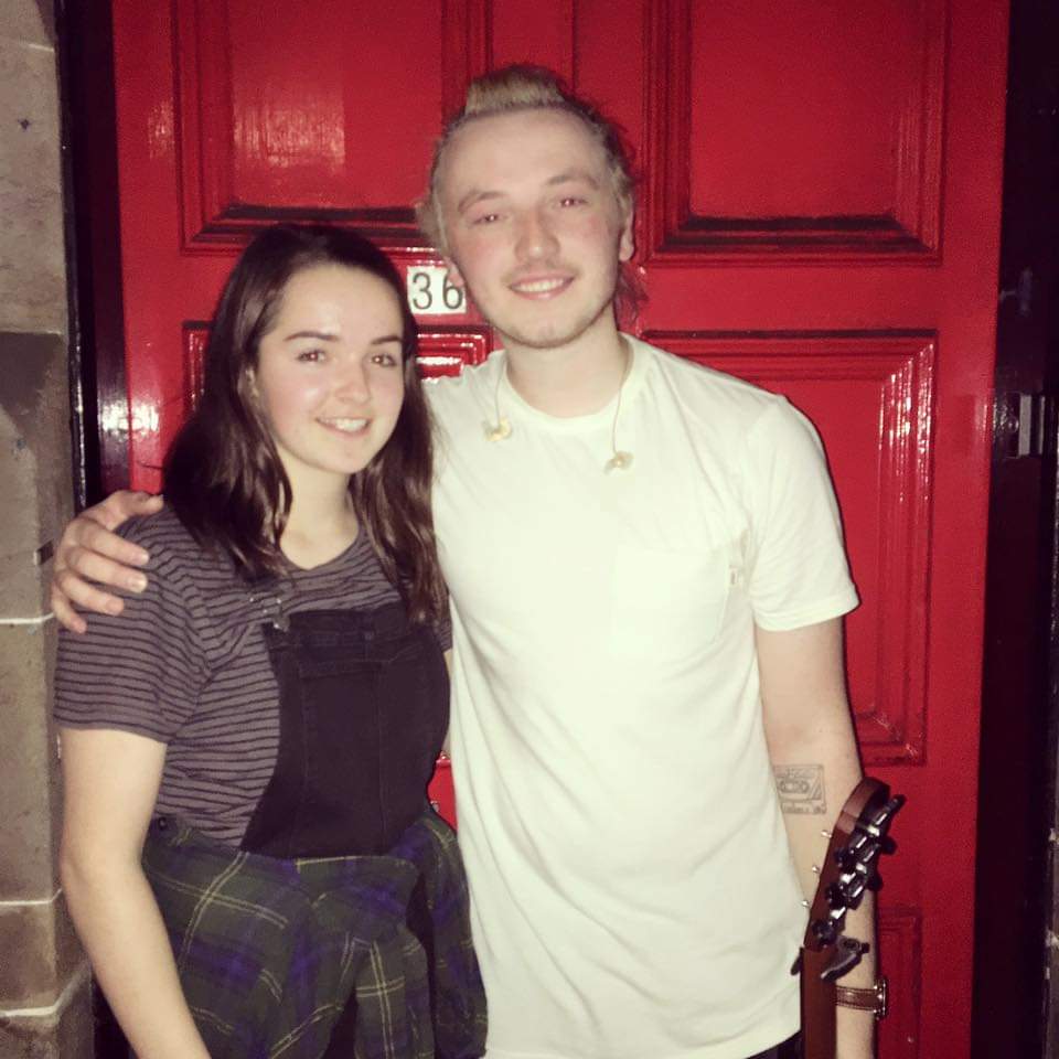 Stacky_Chan's tweet photo. 7 years ago😲 @levvis https://t.co/7sjLJV5m9z