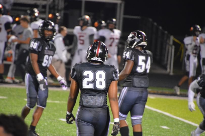 🏆REGIONAL CHAMPS🏆
Senior tape - hudl.com/v/2MeTGH
Central District Honorable mention 🔥
29 Total Tackles 
15 TFLS
5 Sacks 
1 FF
3.7 GPA 
5’11