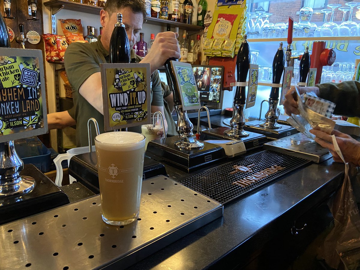 Wicked afternoon at The Bont Pig <a href="/UrbanChickenAle/">υRвAɴ Chicken Ale</a> tap takeover! Highlights include the Ilson IPA, Ilson Bitter, and Bohemian Wraggsody serenade courtesy of the middle room around 3 o’clock, sure <a href="/WraggysR/">Wraggys Beer Review Channel</a>  won’t forget that!