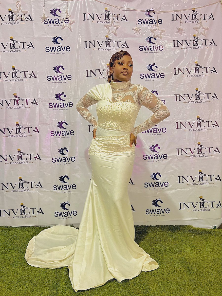 Marialexxa2's tweet image. Dinner night with my date 😌🤍🤍🤍
📸: @zazaofafrica_ 
#invictaclass22week #Futabro #ClassInvicta