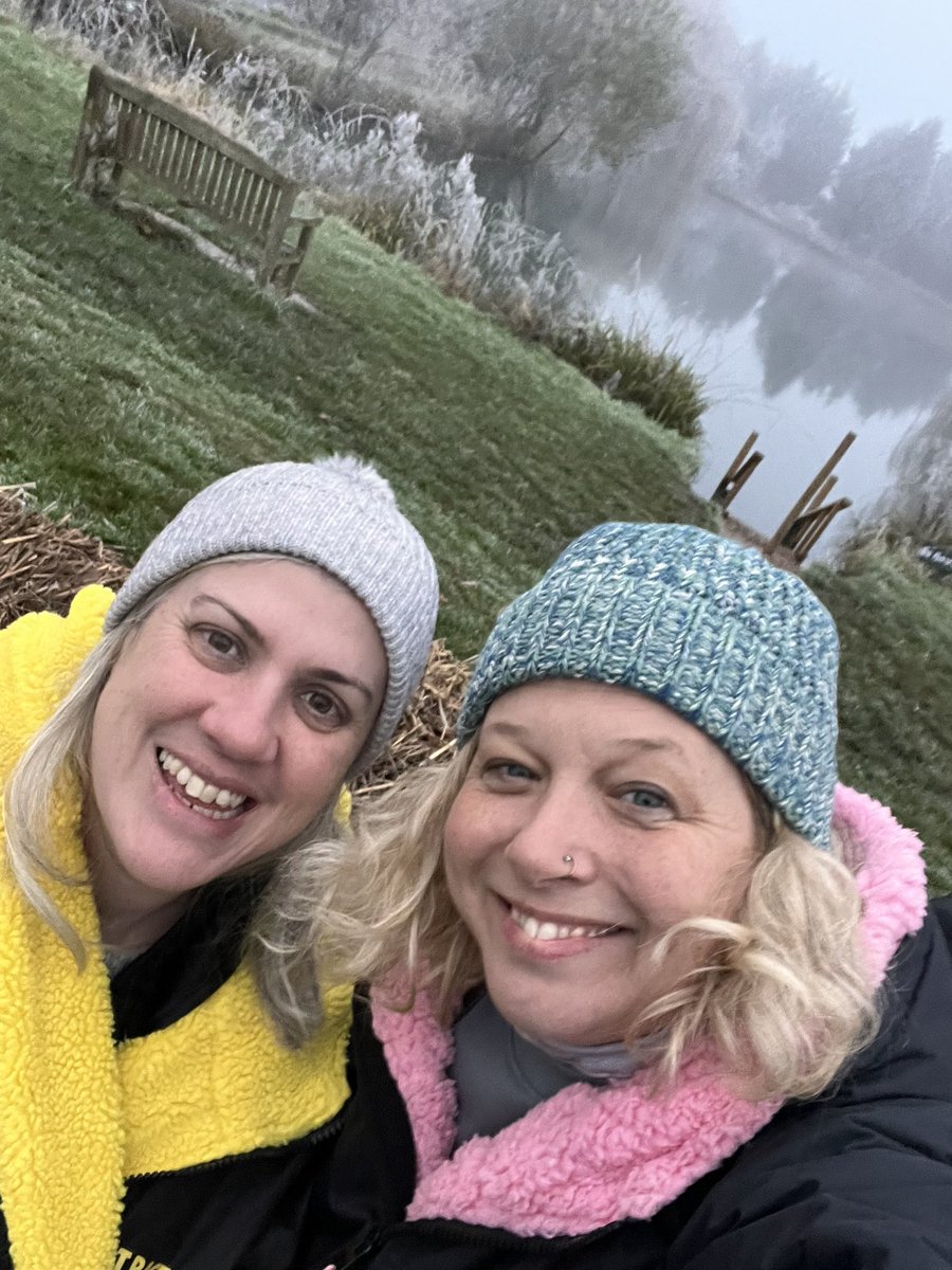 Feeling epic after a dip 🥶❄️