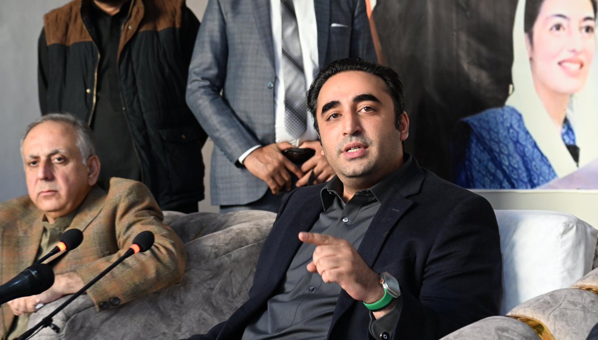 ArfaBhutto786's tweet image. ہر الیکشن میں کچھ لوگ یہ تاثر دیتے ہیں کہ ان کی حکومت آرہی ہے، ان لوگوں کو عوام بہترین جواب دیں گے، ہم 8 فروری کو بلوچستان سے اچھا سرپرائز دیں گے
@BBhuttoZardari