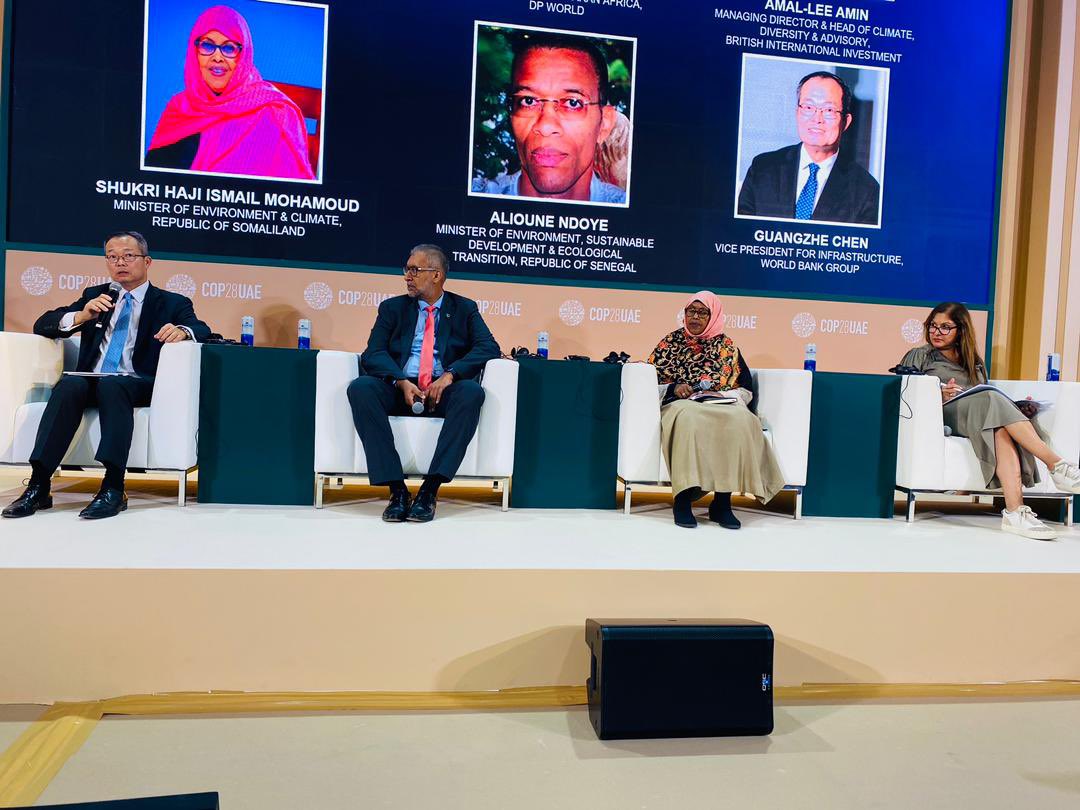 MOECC_JSL's tweet photo. H.E Shukri Haji Ismail Mohamoud, Somaliland’s Minister of Environment and Climate Change, took the stage at #COP28 in Dubai, joining a panel on renewable energy transition in emerging markets. https://t.co/tlXDQmauQZ