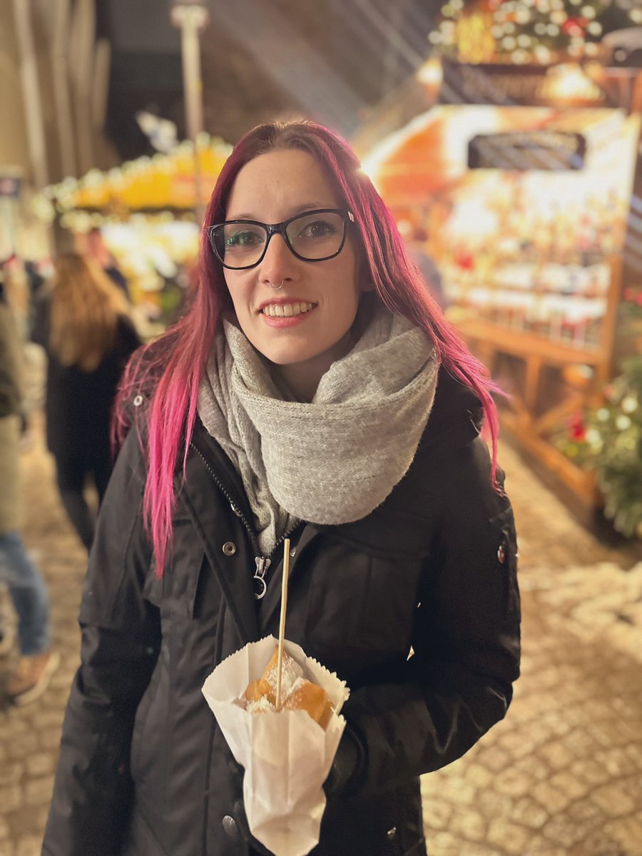 malou_dreams's tweet photo. #Weihnachten #mutzen #glühwein 💞 https://t.co/um2h5FbHOI