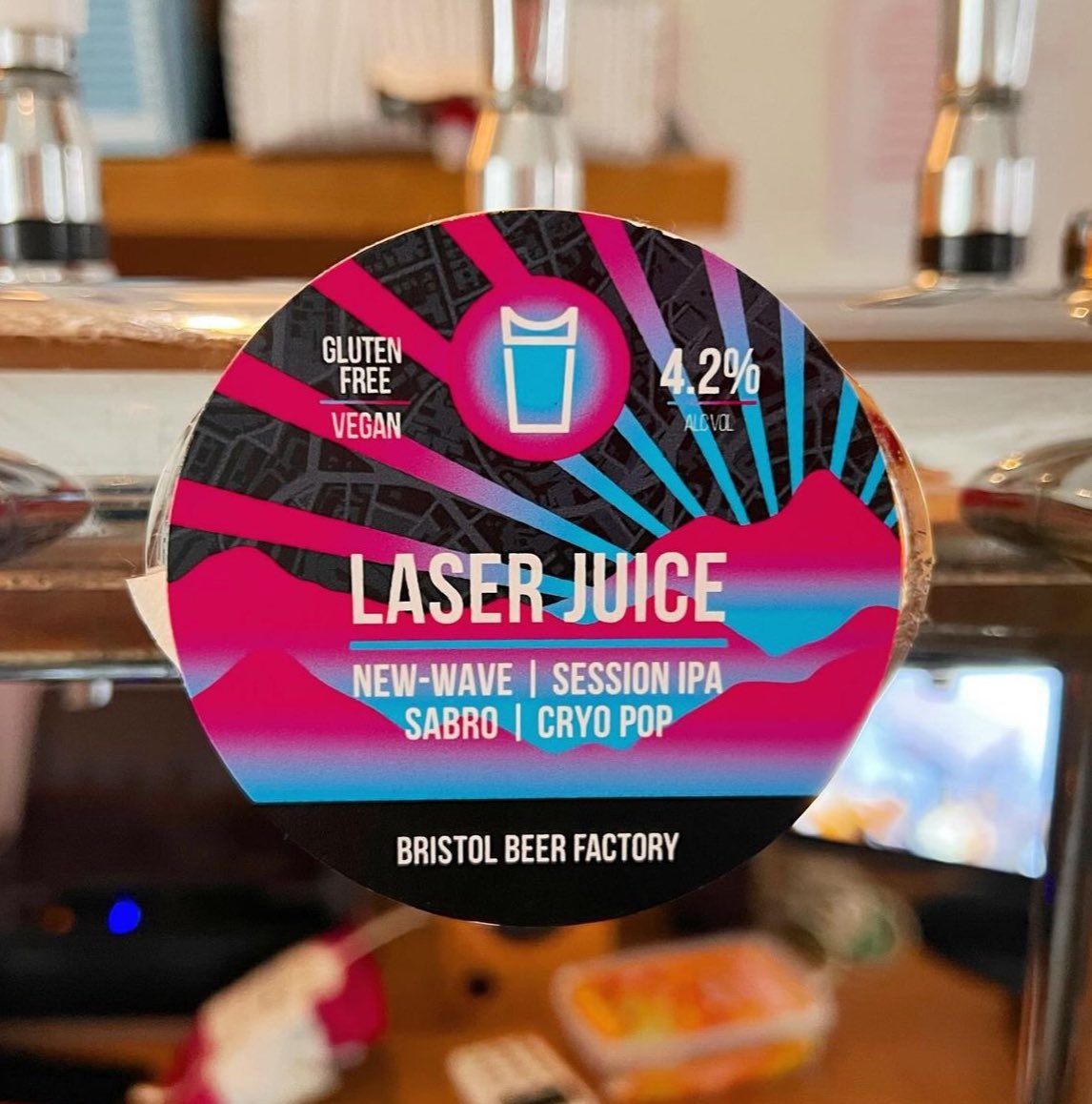 NEW in on tap 2 at The Magnet 🧲

@BrisBeerFactory 
• Laser Juice (4.2%) 🍻
(GF) & (Vegan) 🌱

#magnetcolchester
#colchesterbusiness 
#colchesterpub
#colchester
#essexpub
#bristolbeerfactory
#glutenfreebeer
#veganbeer
#micropub