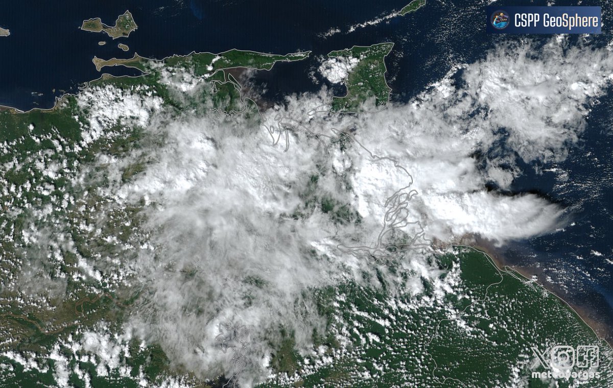 #2Dic De acuerdo a lo previsto para hoy, se observa a las 14:50 HLV nubosidad productora de lluvias y chubascos, asociadas a la humedad y patrón de vientos modulado por la perturbación al este de Venezuela, en sectores del noreste de Bolívar, Delta Amacuro, Monagas, suroeste y…