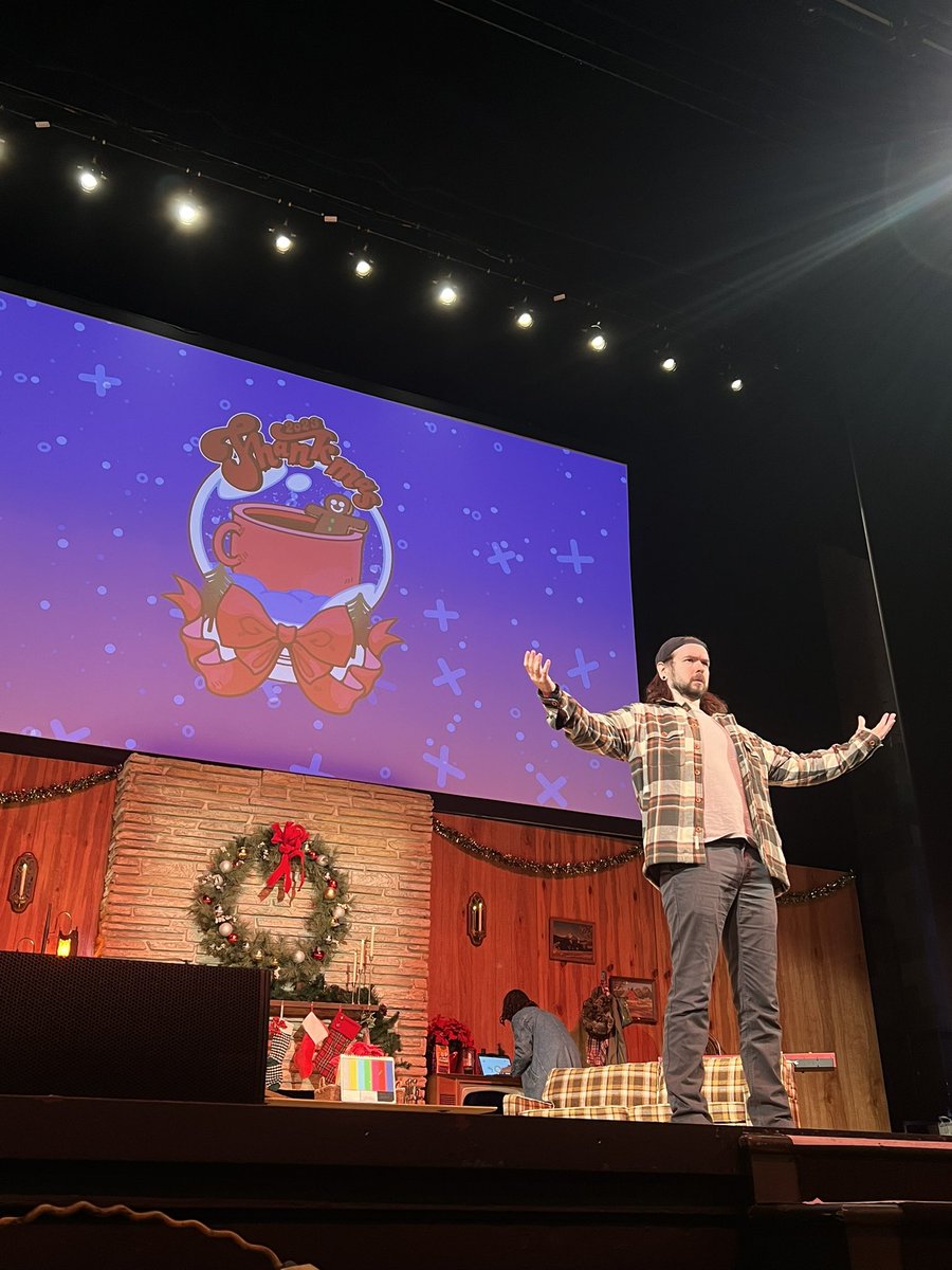 THANKMAS IS LIVE! COME JOIN

YouTube.com/Jacksepticeye