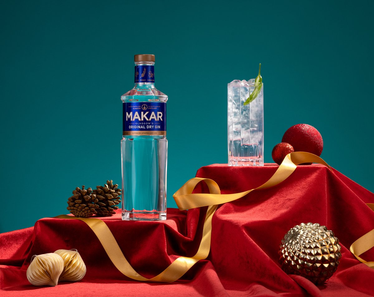 MakarGlasgowGin's tweet photo. Makar Original Dry Gin is a bold, juniper-forward dry gin and our go-to for a refreshing G&amp;T.

Get your bottle online or at our city centre shop in Princes Square.

https://t.co/Si5nEQLt3T https://t.co/cOoq4uo5ZZ